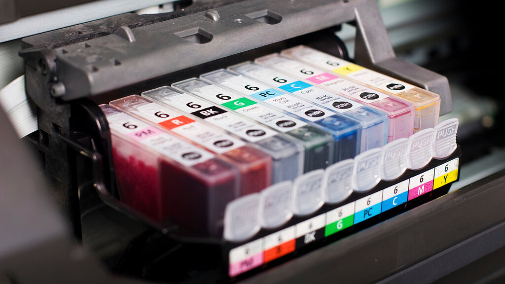 Пример принтера СНПЧ с 8 цветами