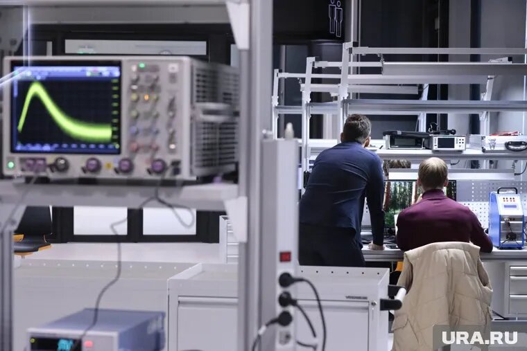 Квантум-парк занимается исследованиями с применением супервычислений на базе квантовых процессоров, выяснил корреспондент URA.RU. Фото: Роман Наумов © URA.RU