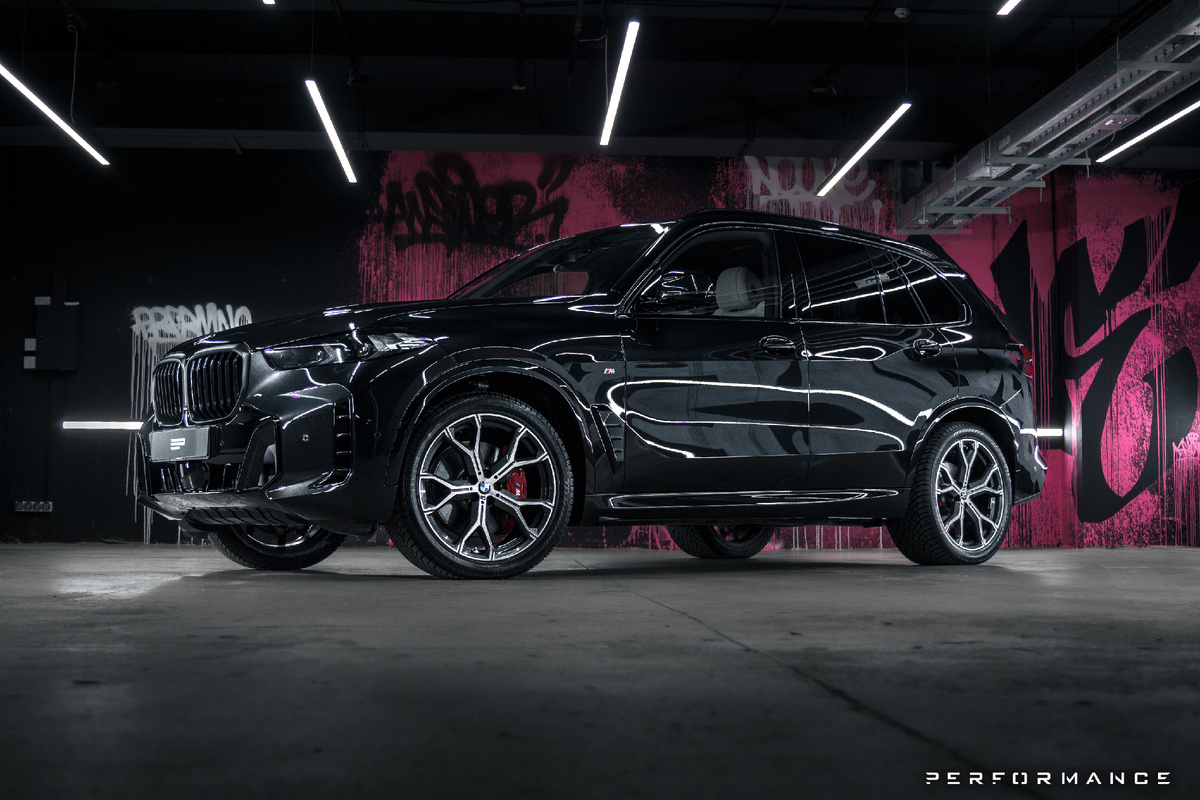 оклейка антигравийной пленкой BMW