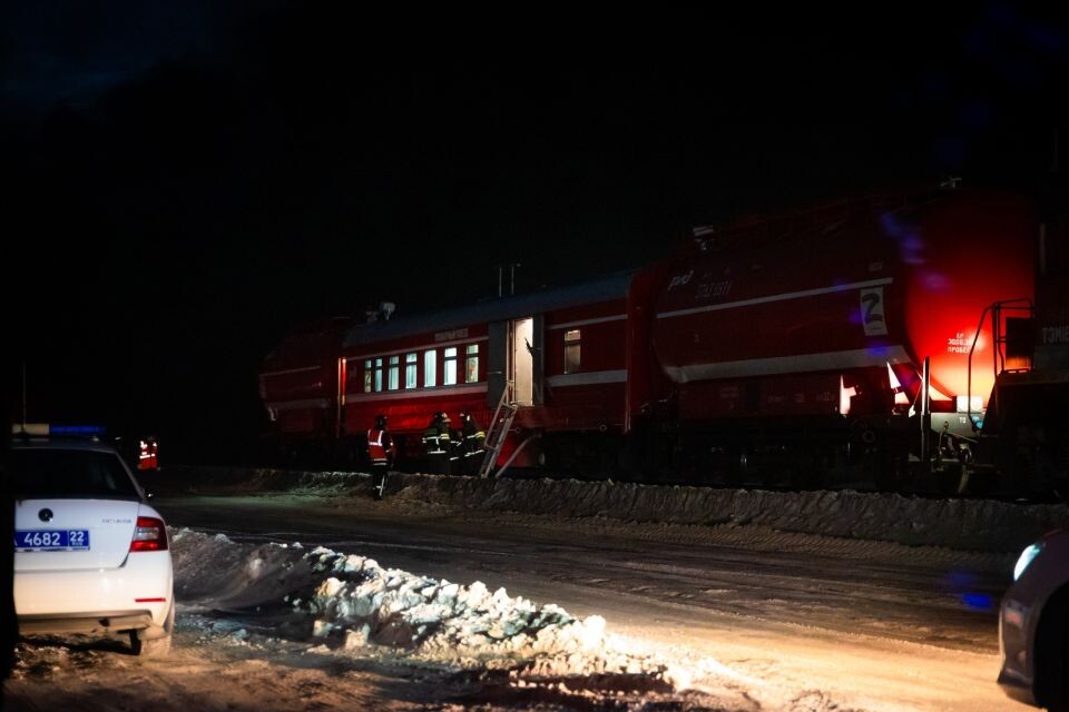    Пожар в 9-ом заводском проезде. Источник: Владимир Игнатов / vk.com/pso_barnaul