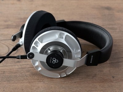    Final обновила флагманские планарно-магнитные наушники D8000