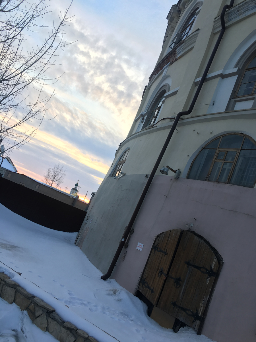 Часть Гостиного двора