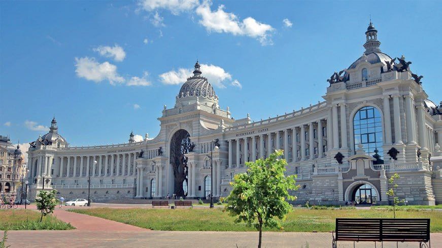  📷    Стали известны победители голосования за символ для тысячерублёвой купюры Андрей Севостьянов