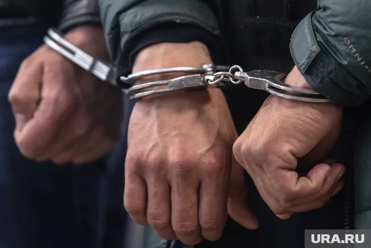 Задержанные с оружием в ЯНАО мигранты получили вид на жительство в РФ два месяца назад
Фото: Алексей_Гайнов © URA.RU