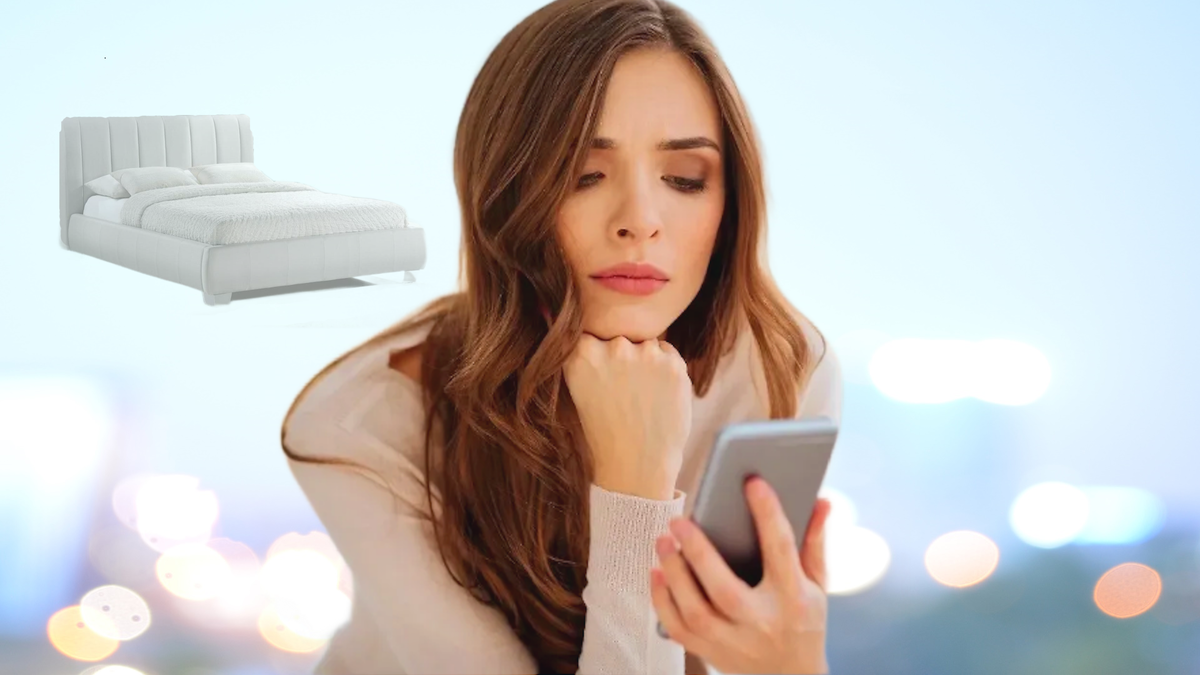 - Может тебе и кровать на работу привезти? – Услышав, что муж не придет на ужин, сказала жена