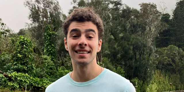 Луиджи Манджоне