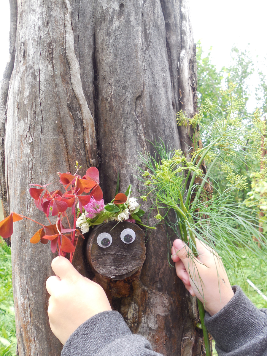 Летом несколько лет назад. Свеженькое хулиганство на основе коряги