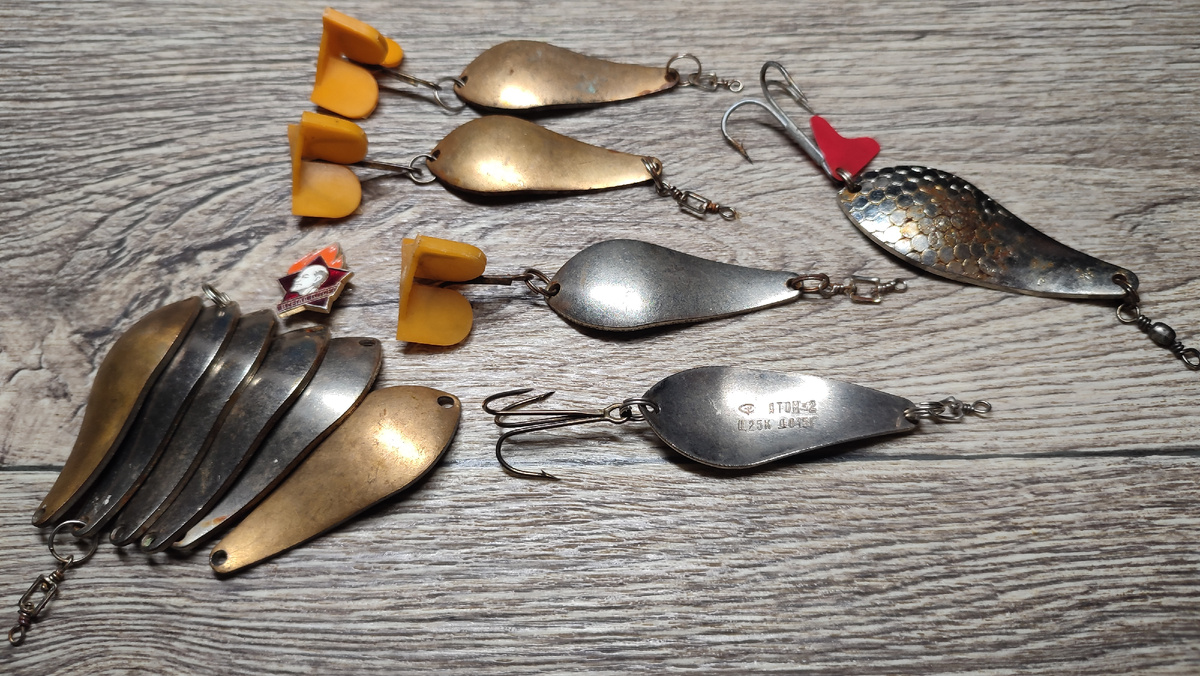 Фото взято из личного архива: Блесна "Атом 2" . Цена 25 копеек до 45 грамм. 