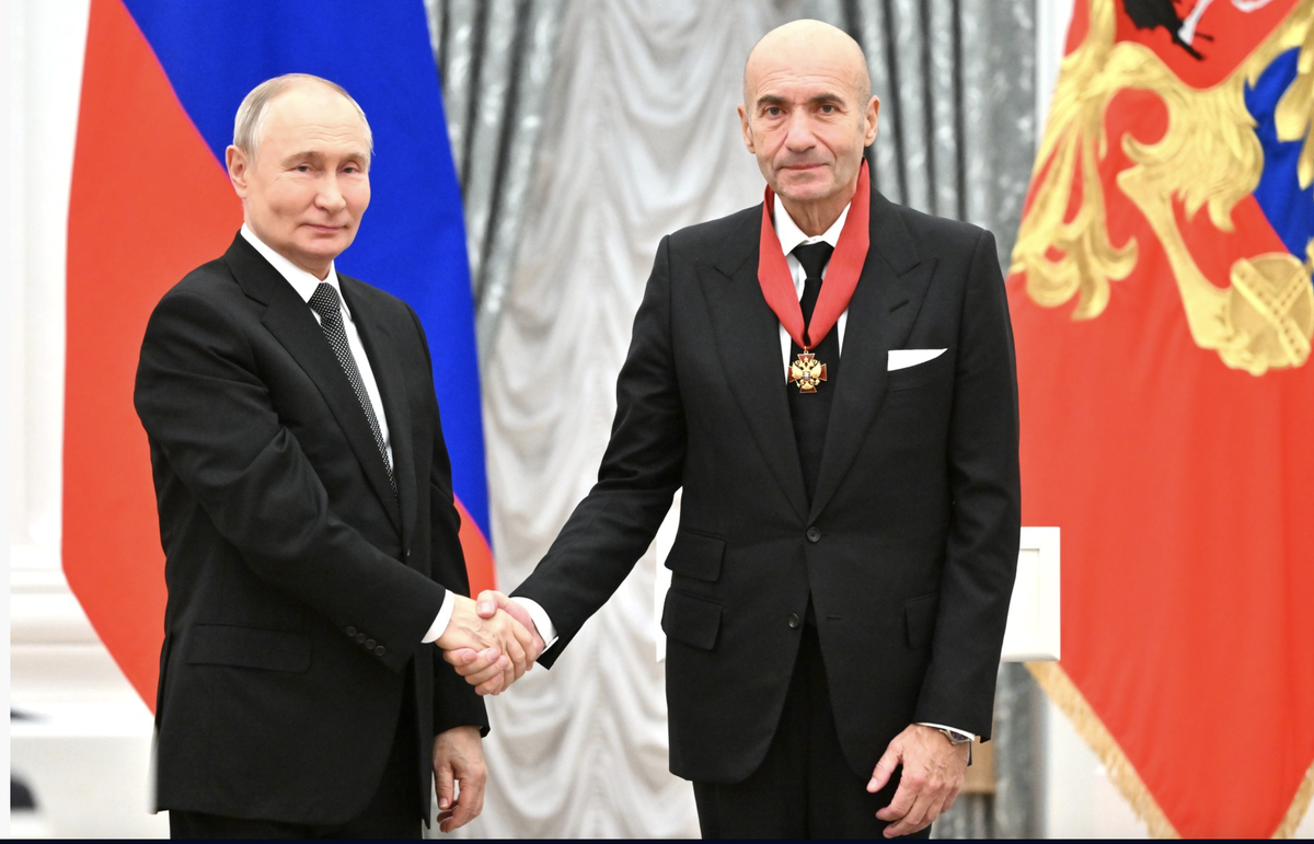 Владимир Путин и Игорь Крутой