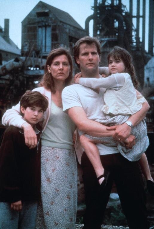 Кадр из фильма "Бездомные" (1989)