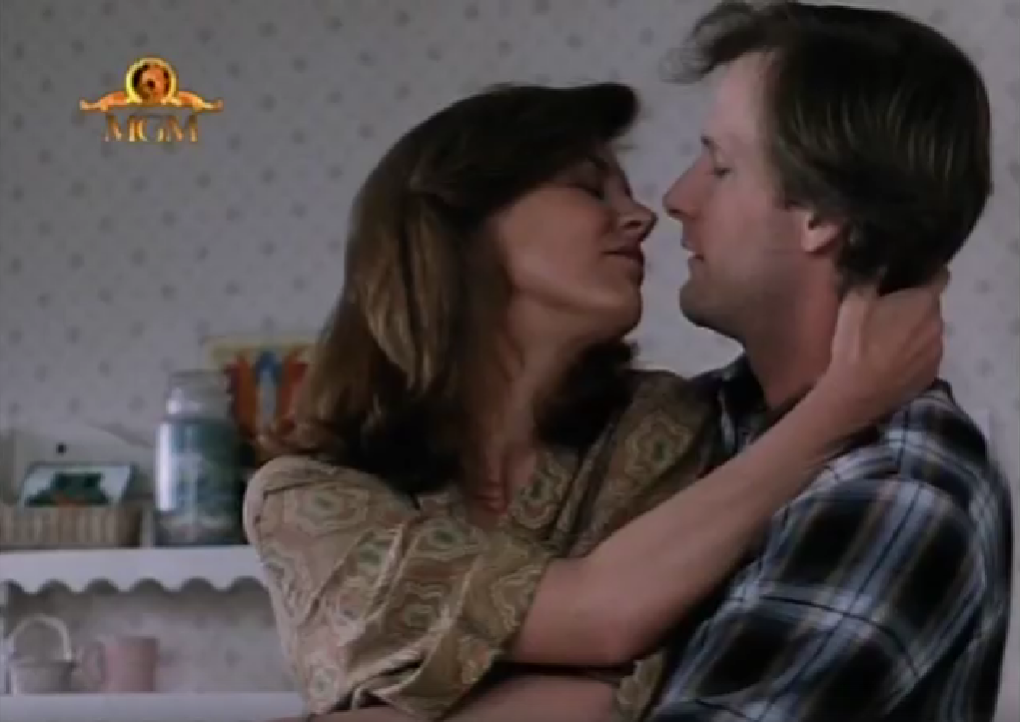 Кадр из фильма "Бездомные" (1989)