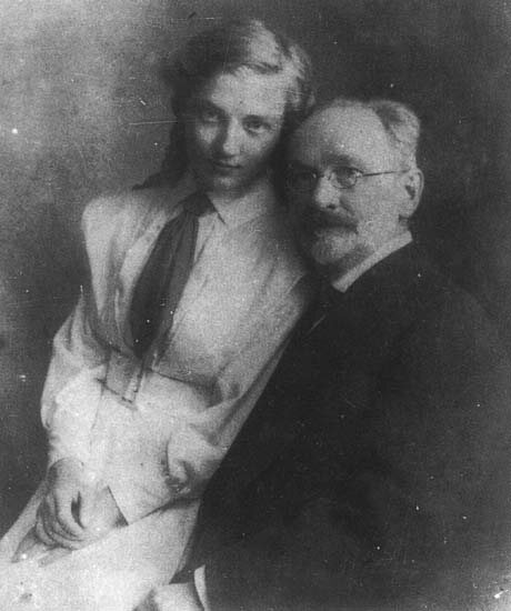 Розанов со старшей дочерью