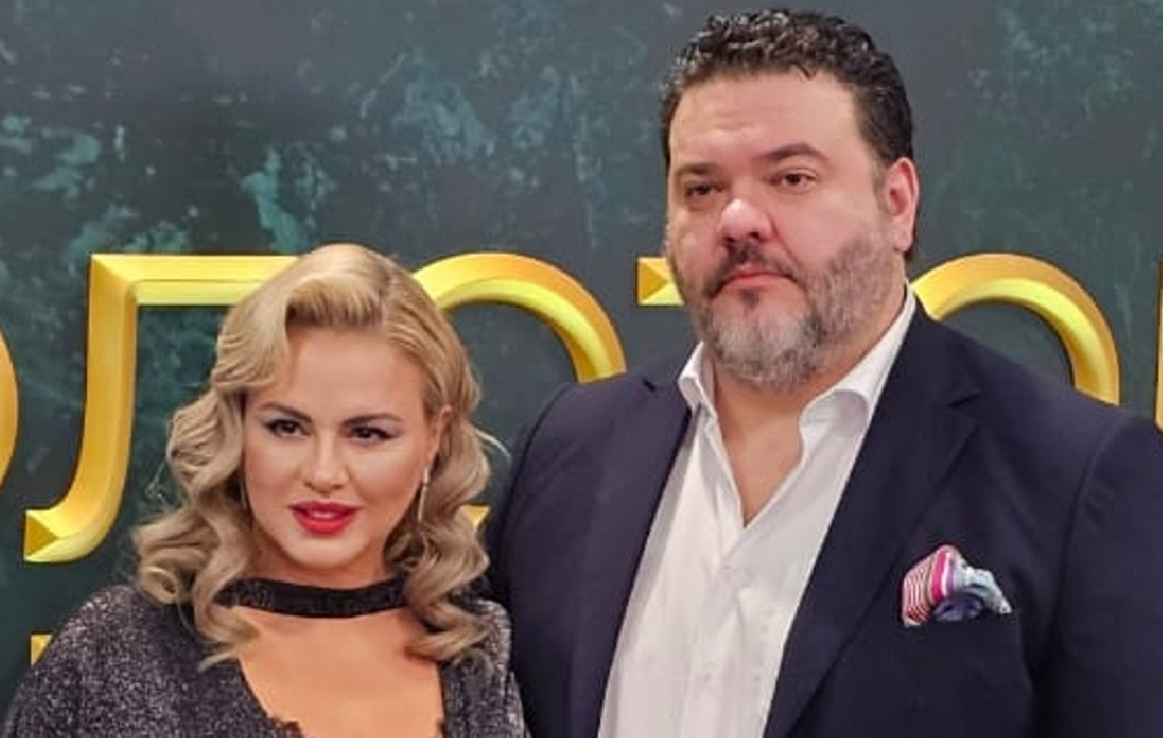 Анна Семенович с женихом Денисом. Фото: Дни.ру / Феликс Грозданов