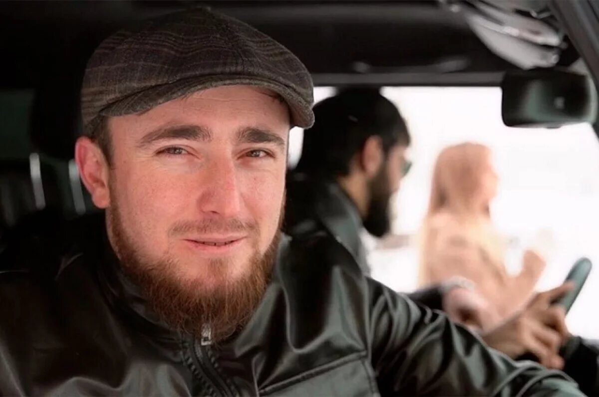    Певец Султан Лагучев в 29 лет впервые стал отцом