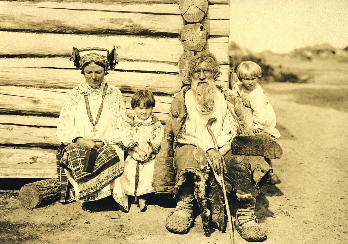 Крестьяне Орловской губернии 19 века. Источник: kunstkamera.ru