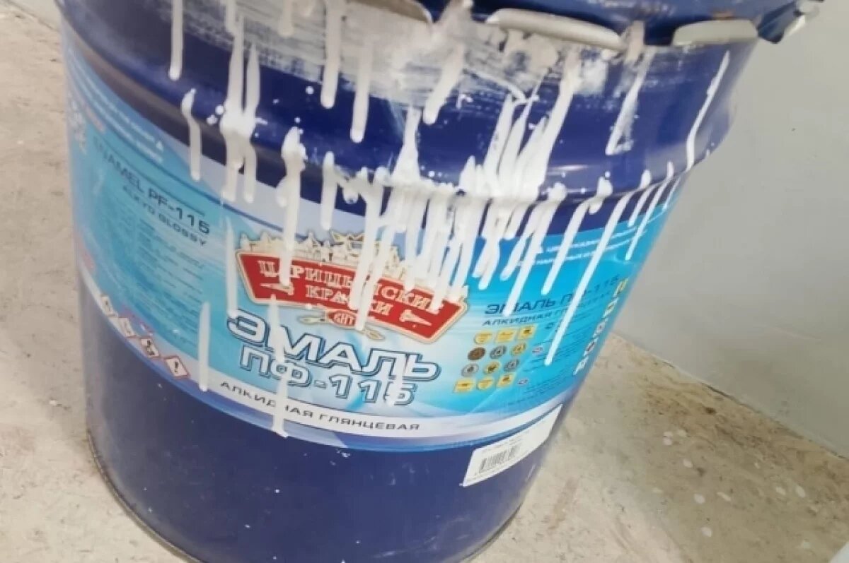    На Камчатке посчитали не опасной краску, которой травят жильцов общежития