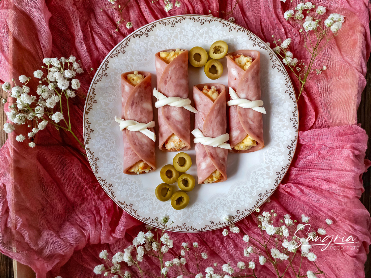 Рулетики с ветчиной 