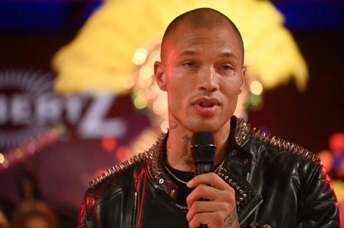    Самый красивый преступник Америки Джереми Микс.