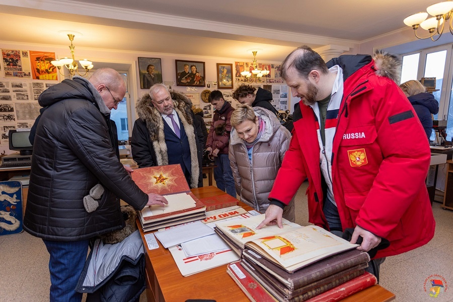Фото: В музее “Память Колымы” / Сайт Магаданской областной думы