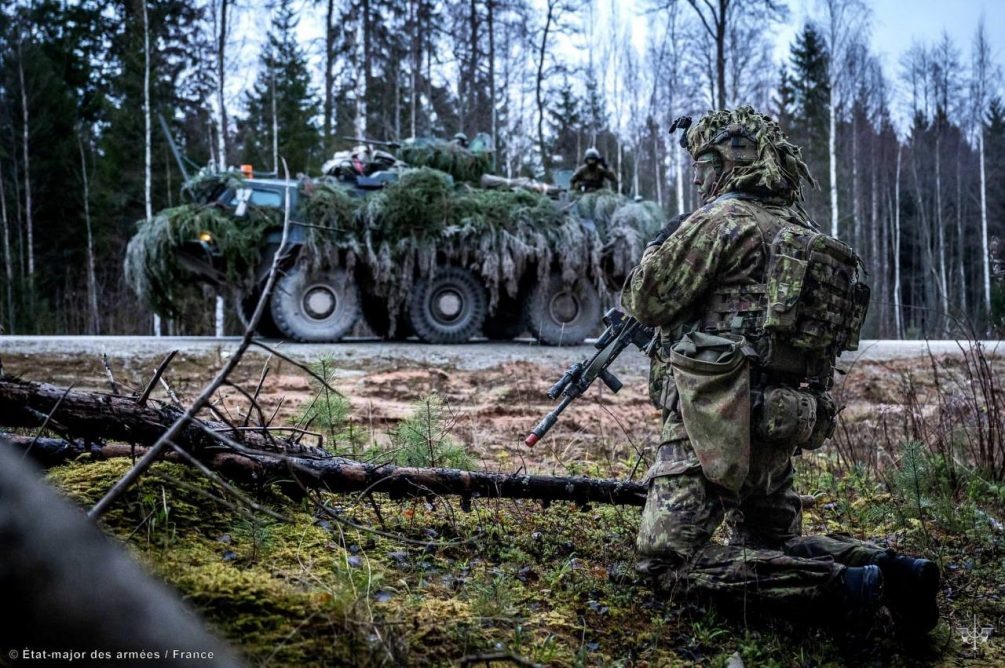    По сути, Трамп говорит о вводе НАТО на Украину - просто без американских солдат.