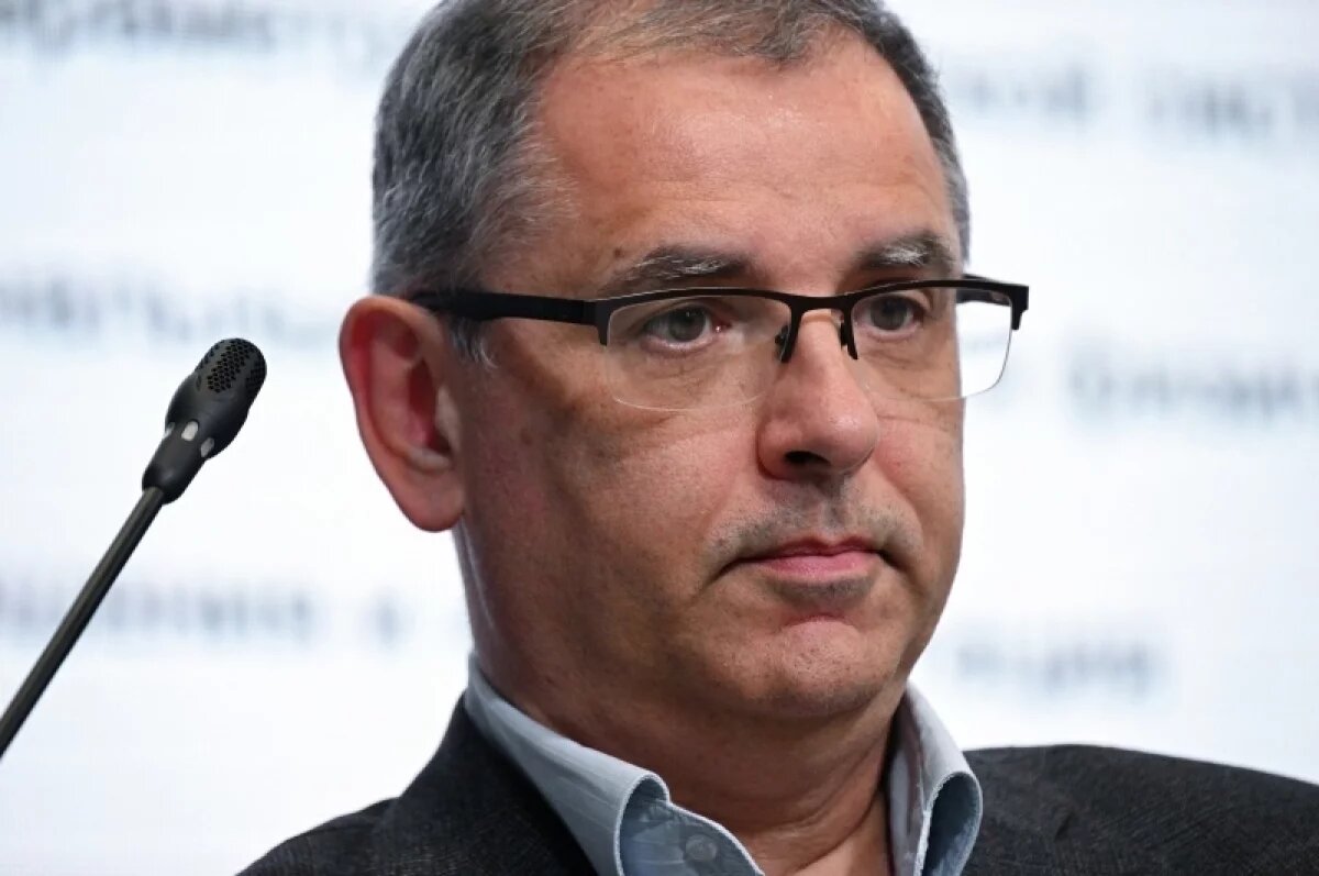    Артём Абакумов, директор Центра энергетических технологий Сколковского института науки и технологий, заслуженный профессор Сколтеха.