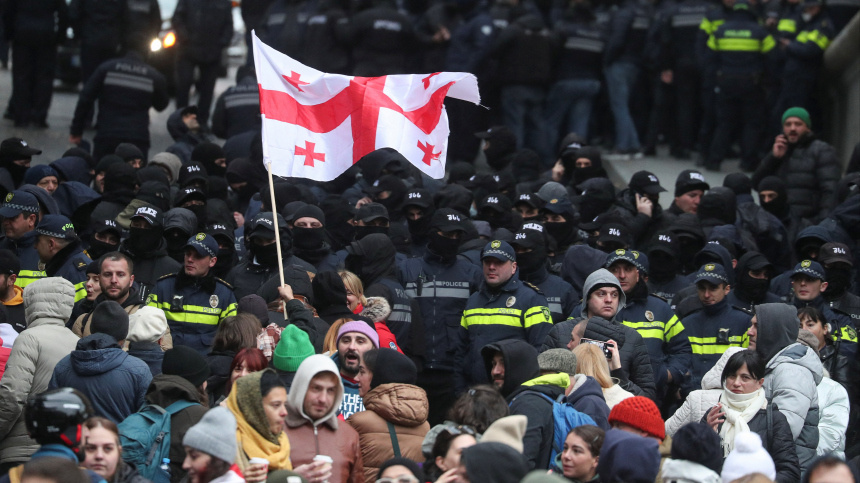    Фото: Reuters/Irakli Gedenidze; 5-tv.ru