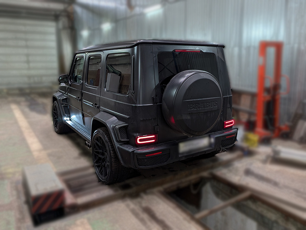 фото Mercedes-Benz AMG G 63 в Brabus обвесе