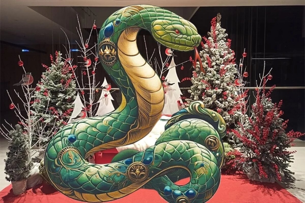    Змея может наделить спокойствием и выдержкой даже самые активные знаки Зодиака.