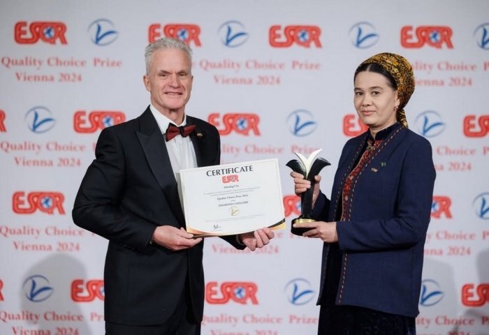 Награждение наградой Quality Choice Prize 2024 Европейского общества исследования качества (ESQR), 9 декабря, 2024 г., Вена, Австрия