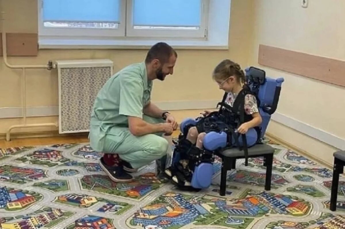    В клиническом центре Тулы появился экзоскелет для реабилитации детей