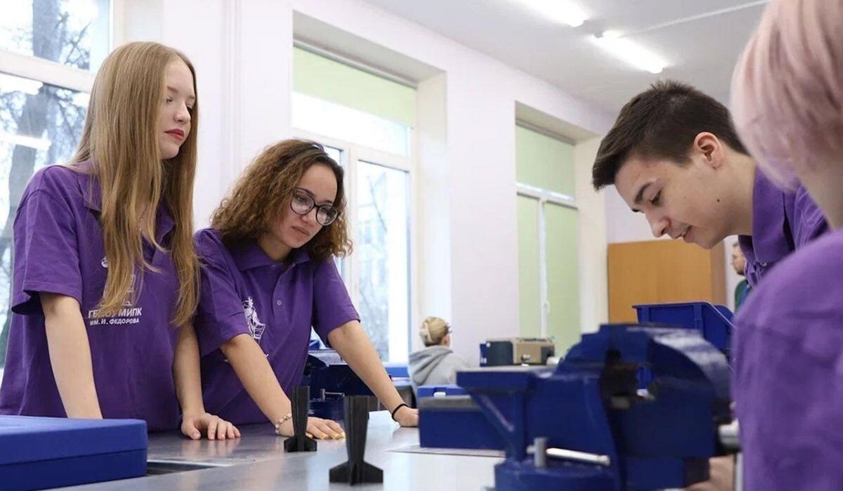     Студенты. Источник: mos.ru Автор фото: Пресс-служба Мэра и Правительства Москвы