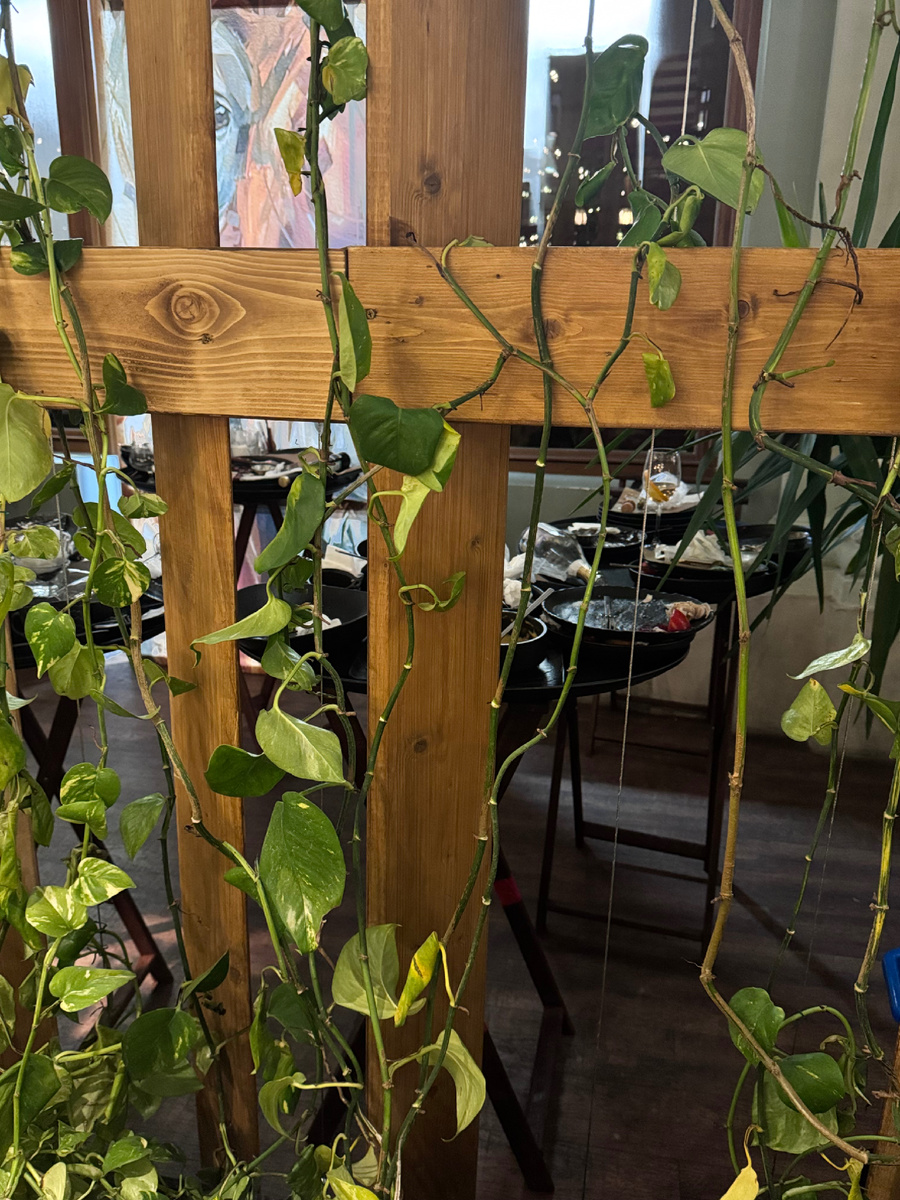 Картина маслом для дорогих гостей