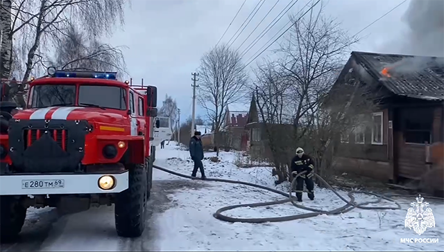 В Бежецке после обнаружения на пожаре тела мужчины идет проверка