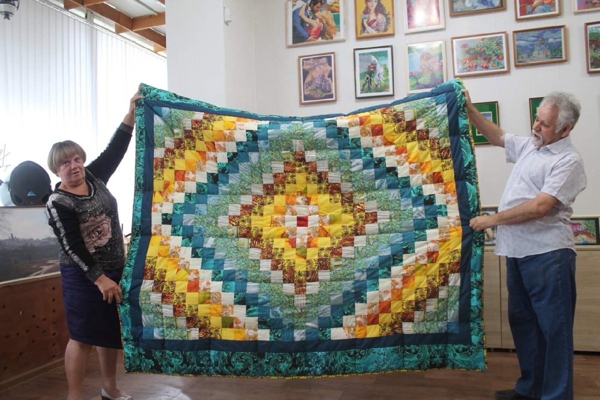 Персональная выставка Г.В.Гончаровой в Суровикинском историко-краеведческом музее