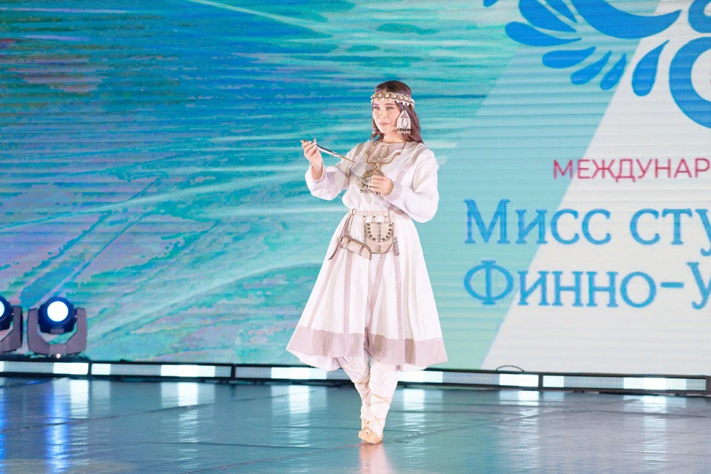    Корона «Мисс Финно-Угрии» отправилась в Марий Эл