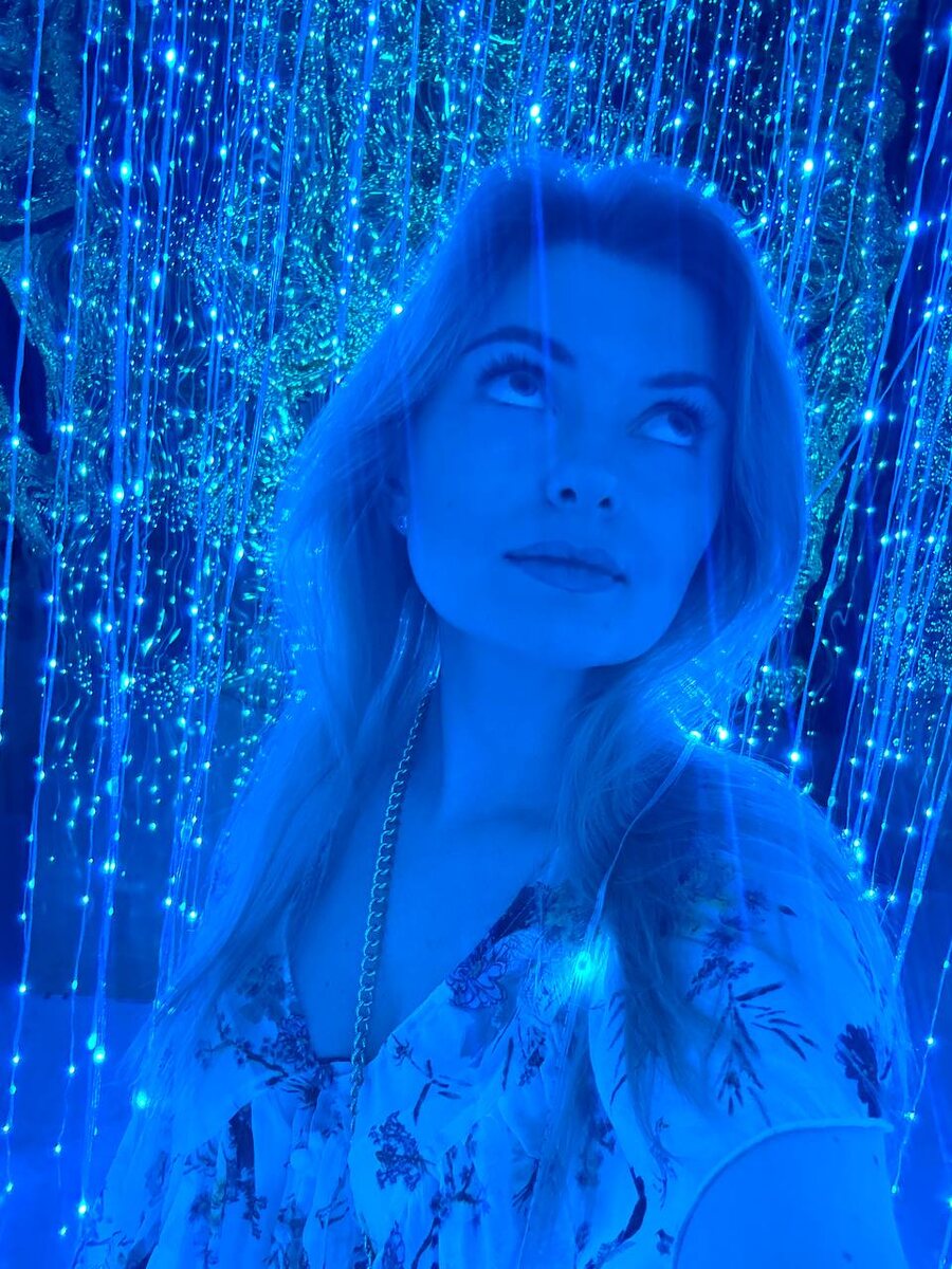 На фото  ведущая прогноза погоды на канале "Звезда" Ольга Паршина