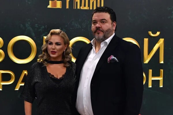    Анна Семенович и Денис, фото: Фото: Иван МАКЕЕВ, КП