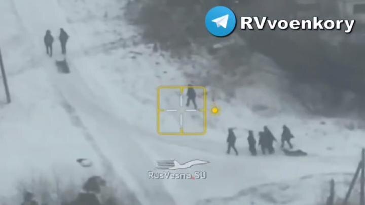 Утверждается, что на кадрах бойцы ССО КНДР. Скрин с видео/RVvoenkor