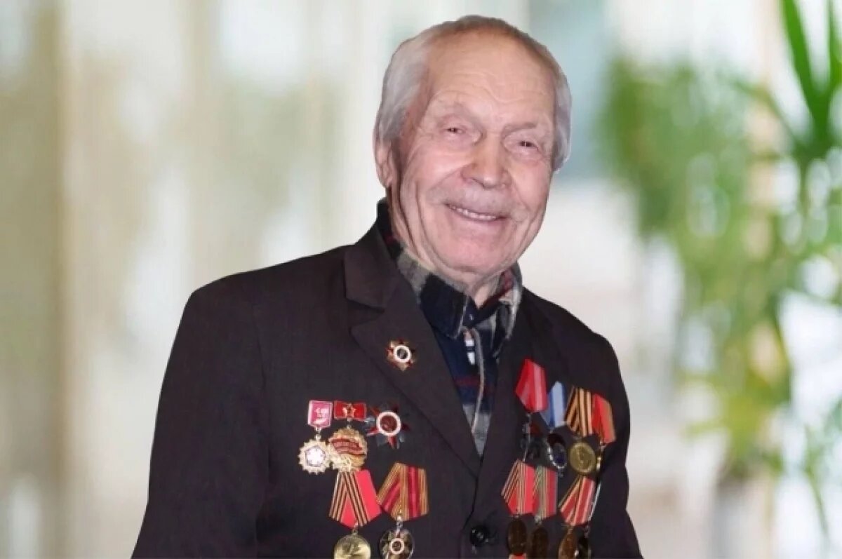    Губернатор Кубани поздравил жителя Ейска со столетним юбилеем