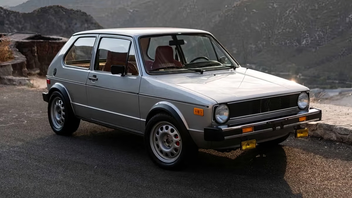 ©Bring a Trailer ©Volkswagen