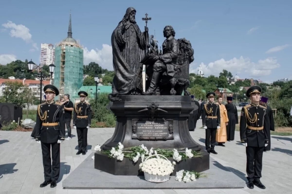    Сподвижник царя.