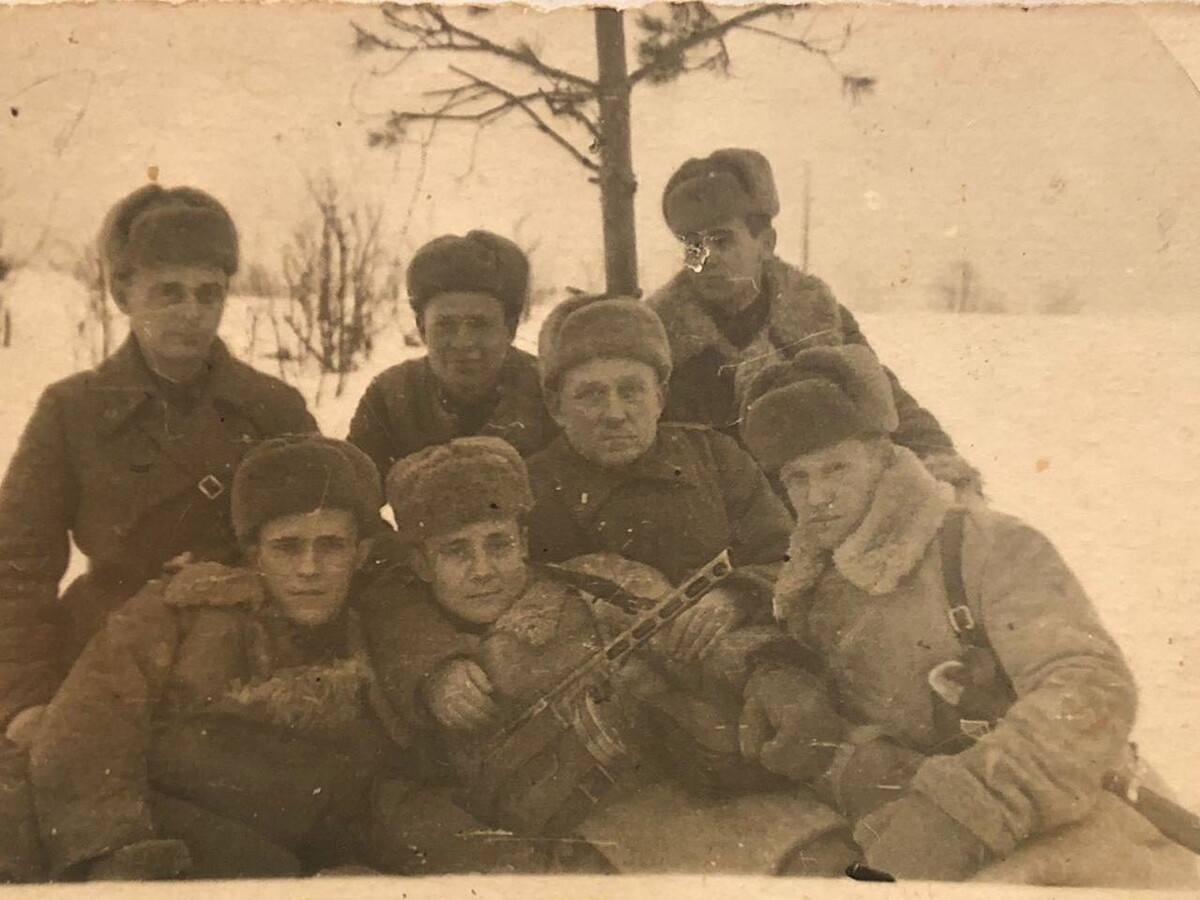 Бойцы 8-ой гвардейской дивизии.