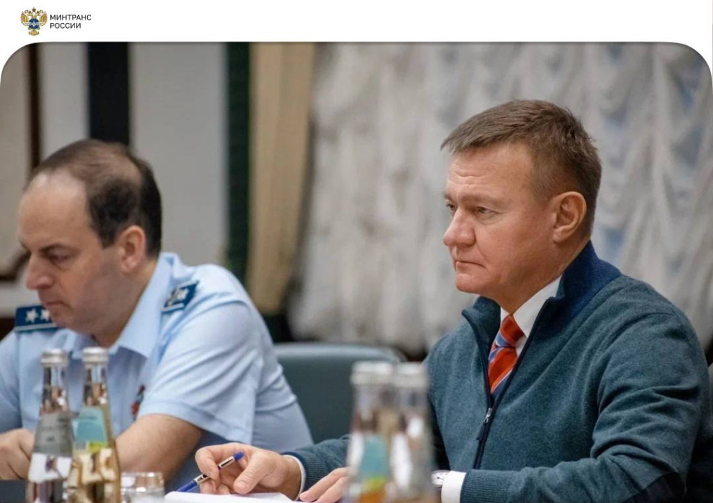 Министр транспорта РФ Роман Старовойт провел личный прием граждан / Фото: Министерство транспорта РФ  📷
