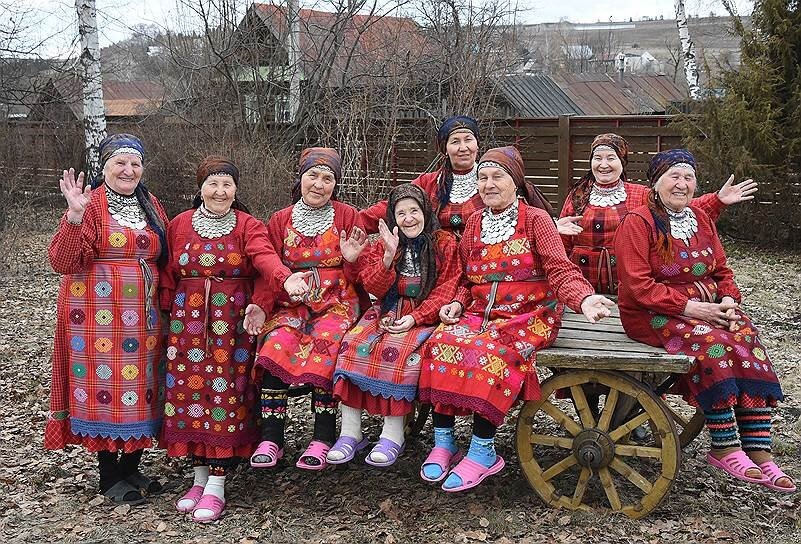 Знаменитые бурановские бабушки. Взяла для иллюстрации