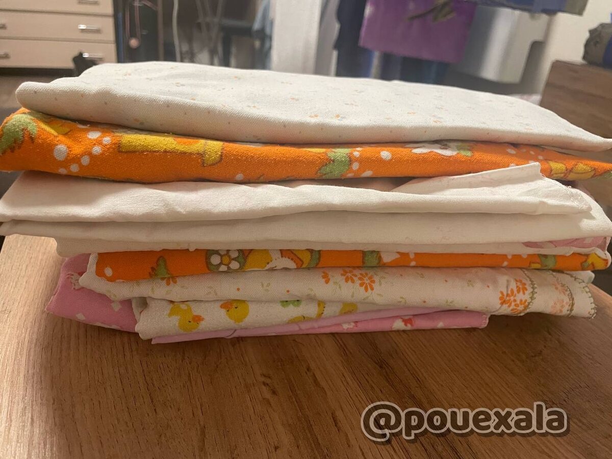 Тут в стопке даже не все пеленки