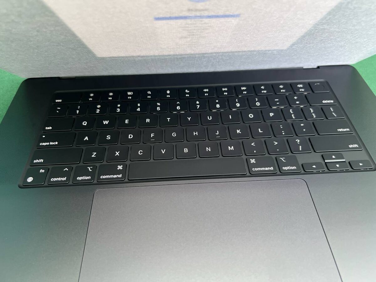 Macbook до гравировки