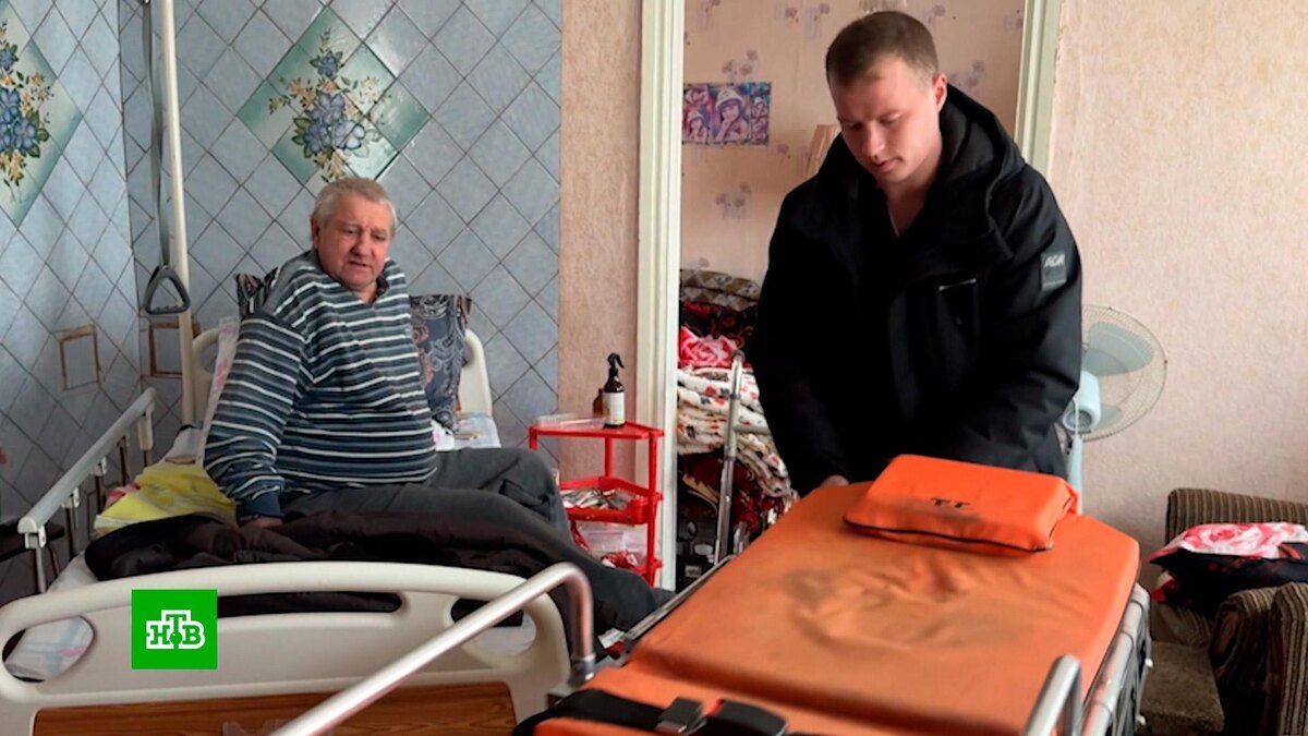    Обратившимся на прямую линию начали помогать еще до ее начала