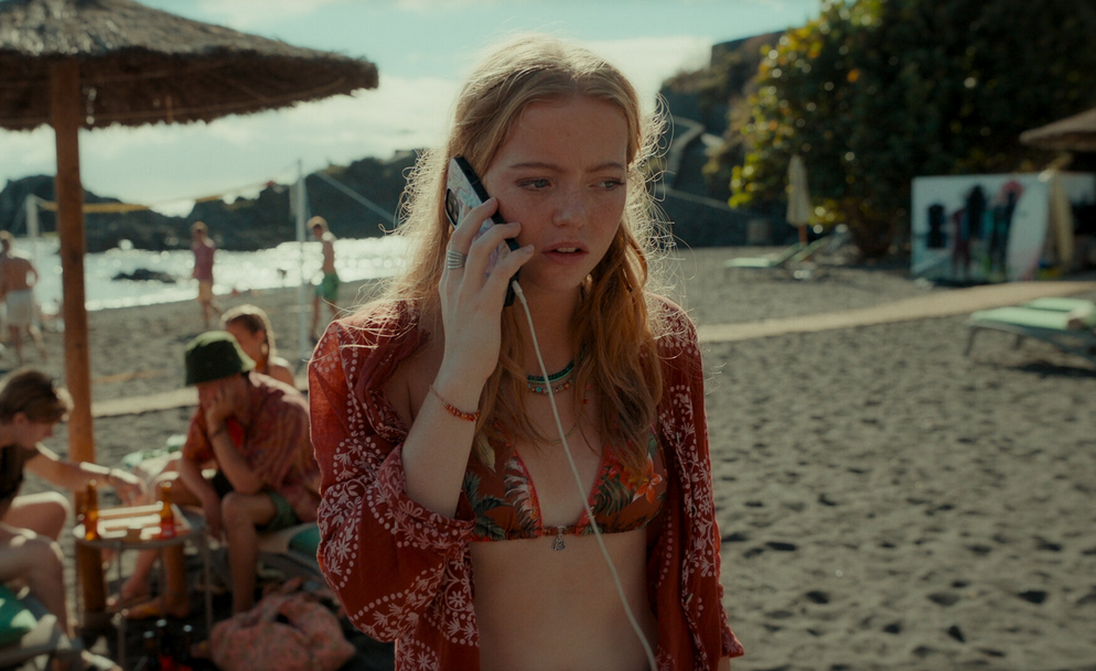 Листайте кадры.