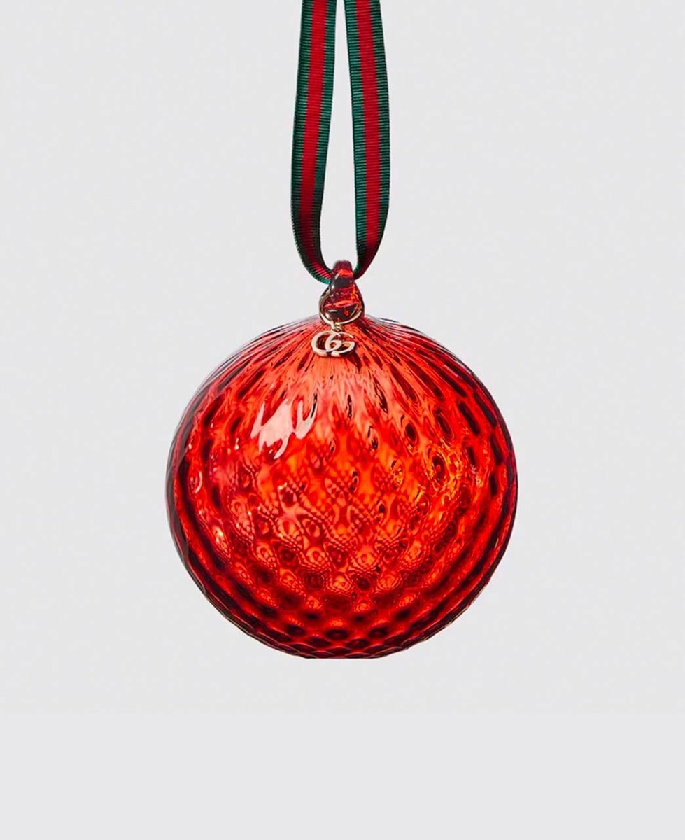 GUCCI и VENINI представили рождественские игрушки из муранского стекла  