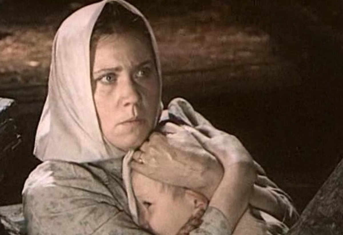 Алевтина Румянцева в фильме "Вечный зов"